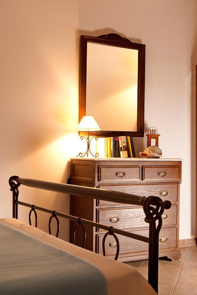Island House Mare Apartment Mylopotas Bagian luar foto