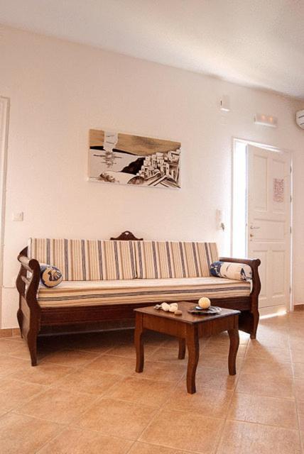 Island House Mare Apartment Mylopotas Bagian luar foto